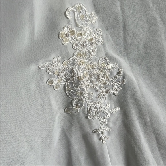 Oleg Cassini bridal train, EUC - Picture 3 of 4